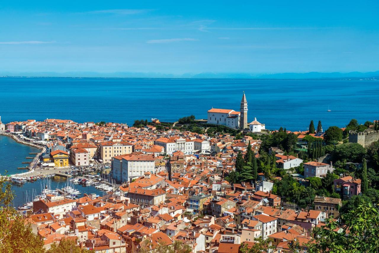 Melody Of Piran Apartment Exterior photo
